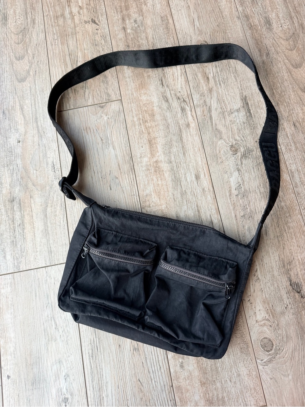 BAGGU Medium Cargo Crossbody Purse Black Heavyweight Nylon
